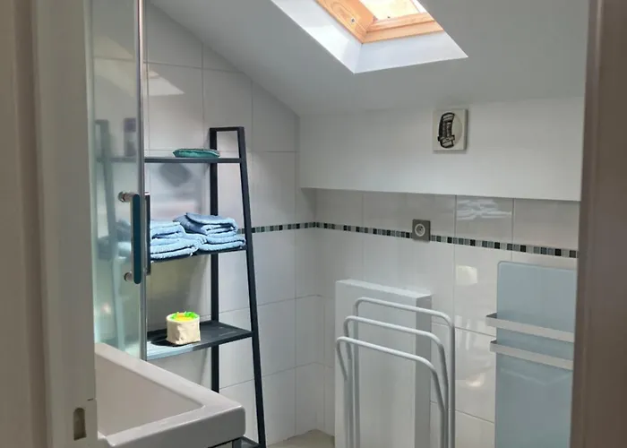 Daire Centre-ville Climatise Avec Parking Gratuit